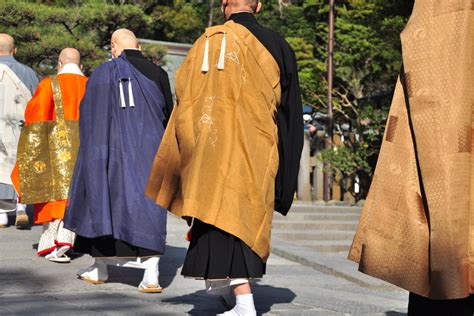 七條袈裟|七条袈裟とはなんですか？七条袈裟の意味 